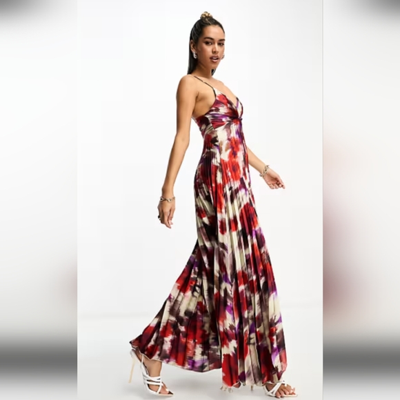 MNG (Bloggers Favorite) Pleated Satin Dress Size Small - Picture 2 of 13